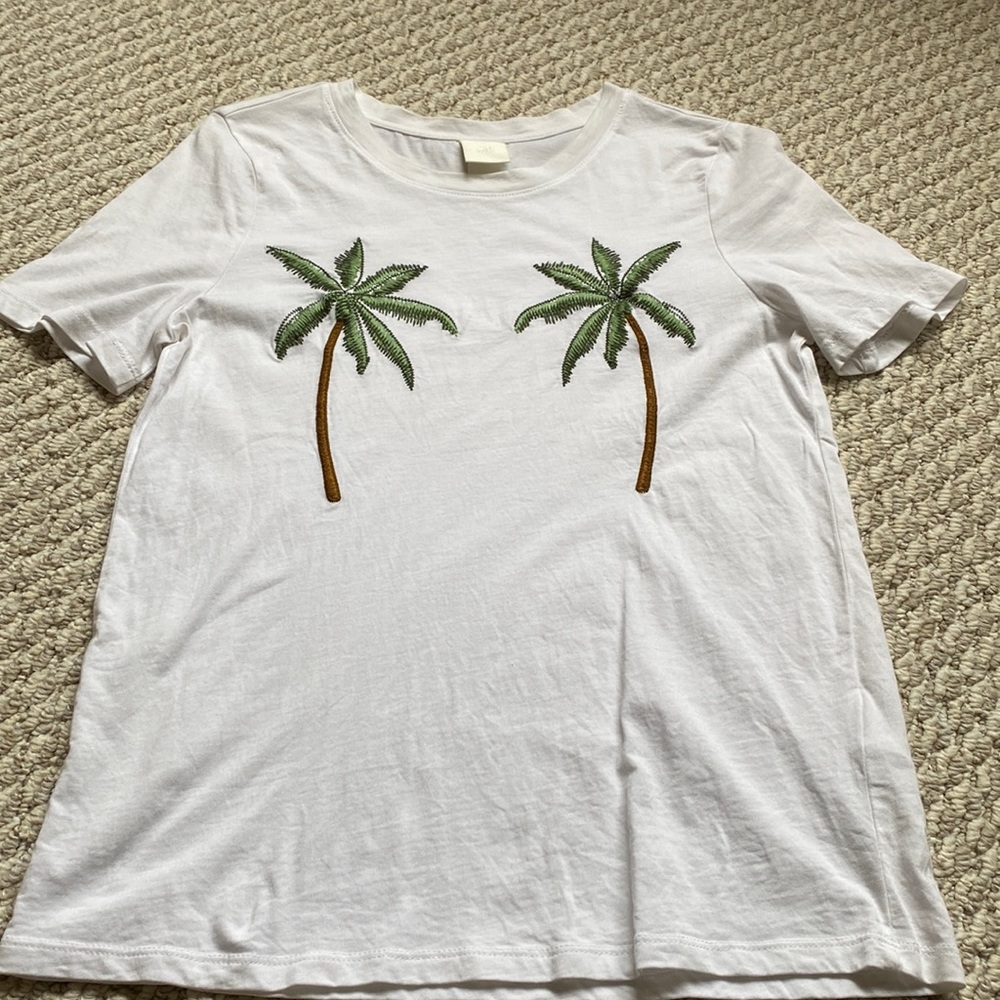 H&M womens Xs palm tree tee shirt